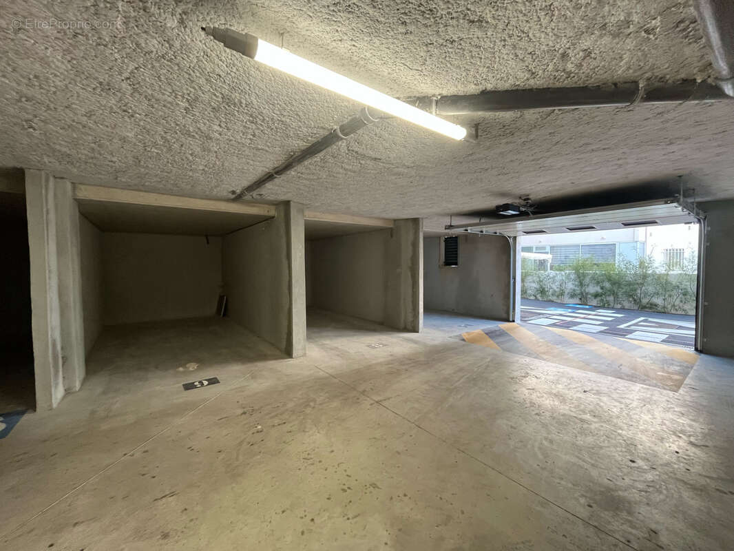 Appartement à SIX-FOURS-LES-PLAGES