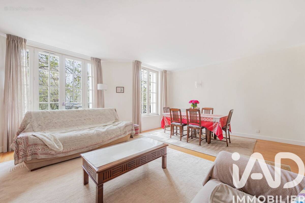 Photo 1 - Appartement à PARIS-17E