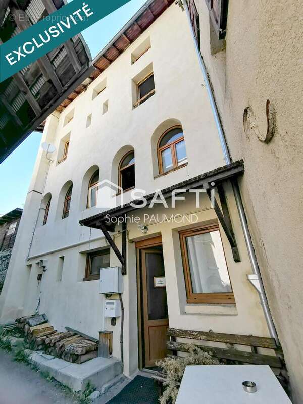 Photo 2 - Commerce à SAINT-CHAFFREY