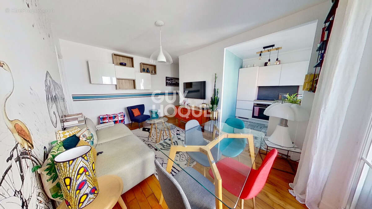 Appartement à PARIS-15E