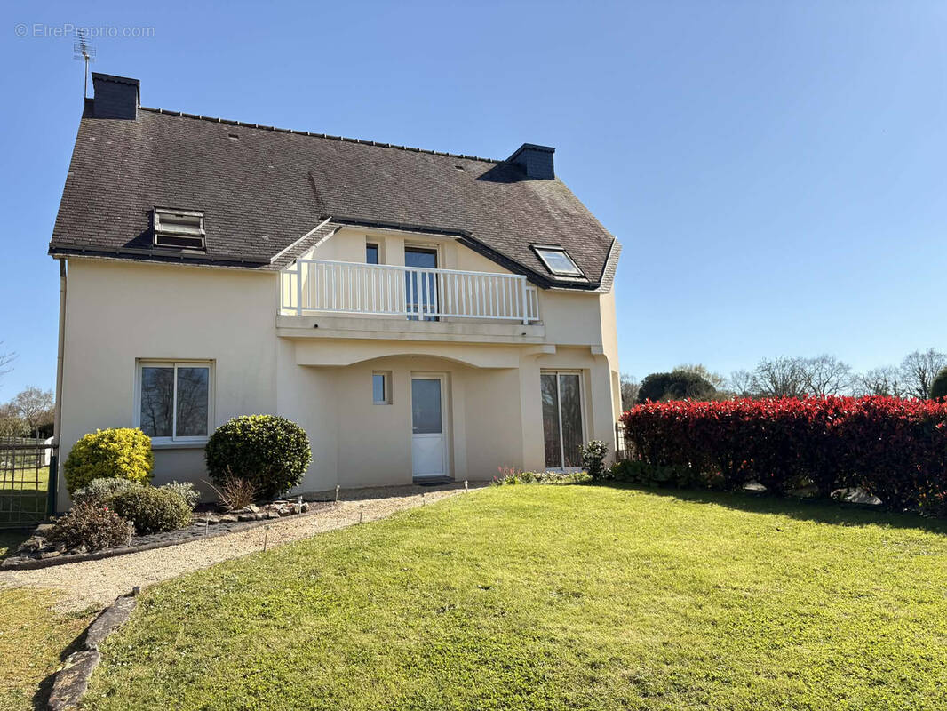 Maison à CAMOEL
