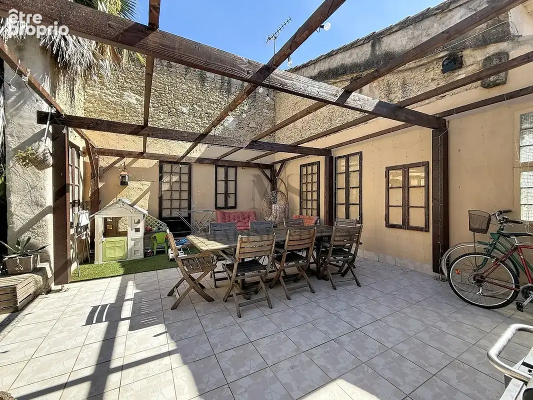Maison de ville avec studio locatif - centre-ville de maureilhan - photo 17