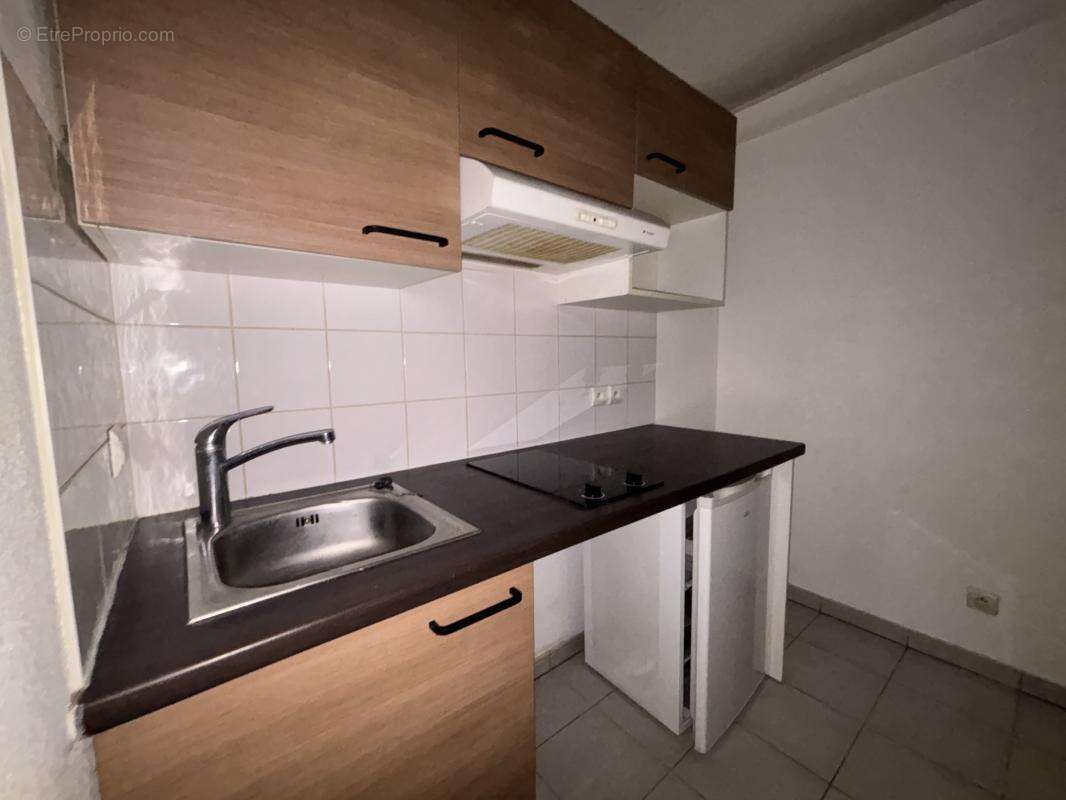 Appartement à SAINT-QUENTIN-DE-BARON