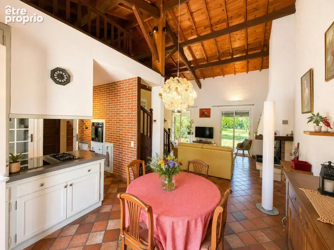 Maison familiale 125m2 avec piscine à Montauban -- Possibilité de détacher terrain constructible - photo 7