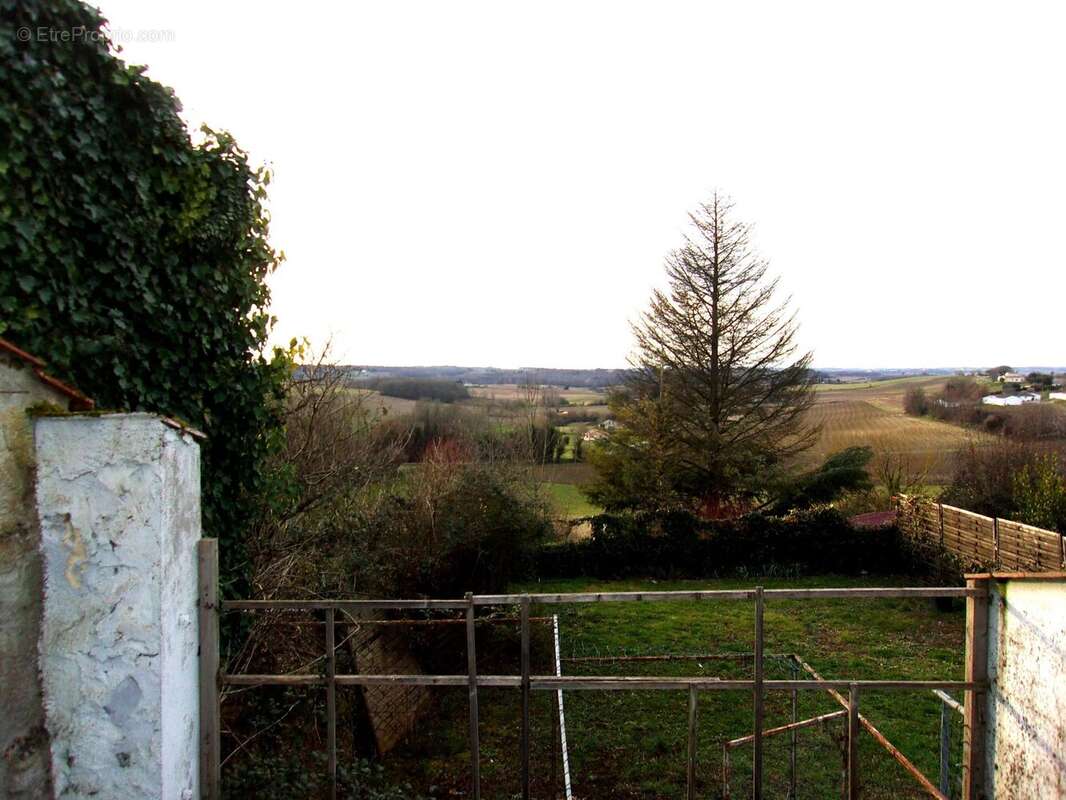Maison à LEVIGNAC-DE-GUYENNE