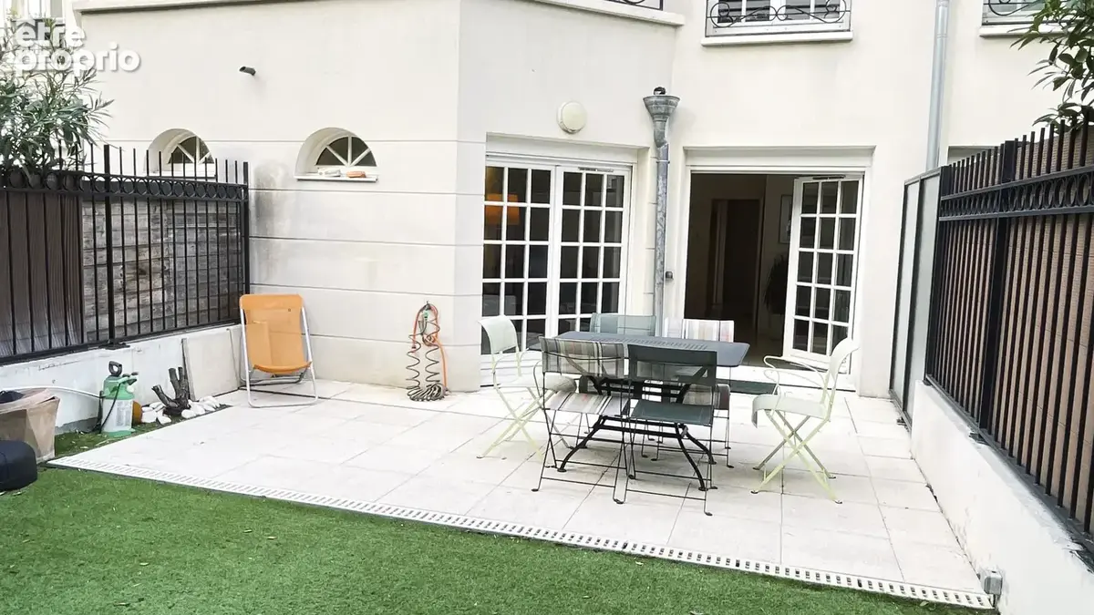 Puteaux hyper-centre   rare maison avec jardin   135 m2   3/4 chambres   2 parkings - photo 2
