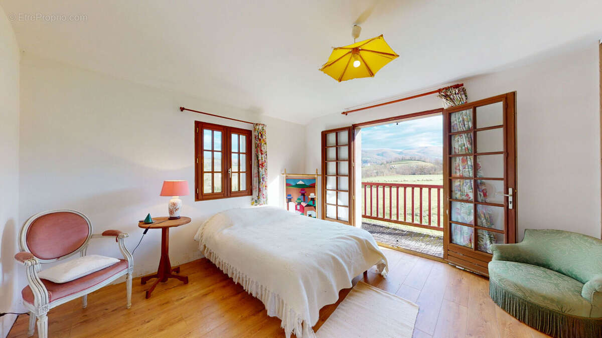 Maison à SAINT-JEAN-PIED-DE-PORT