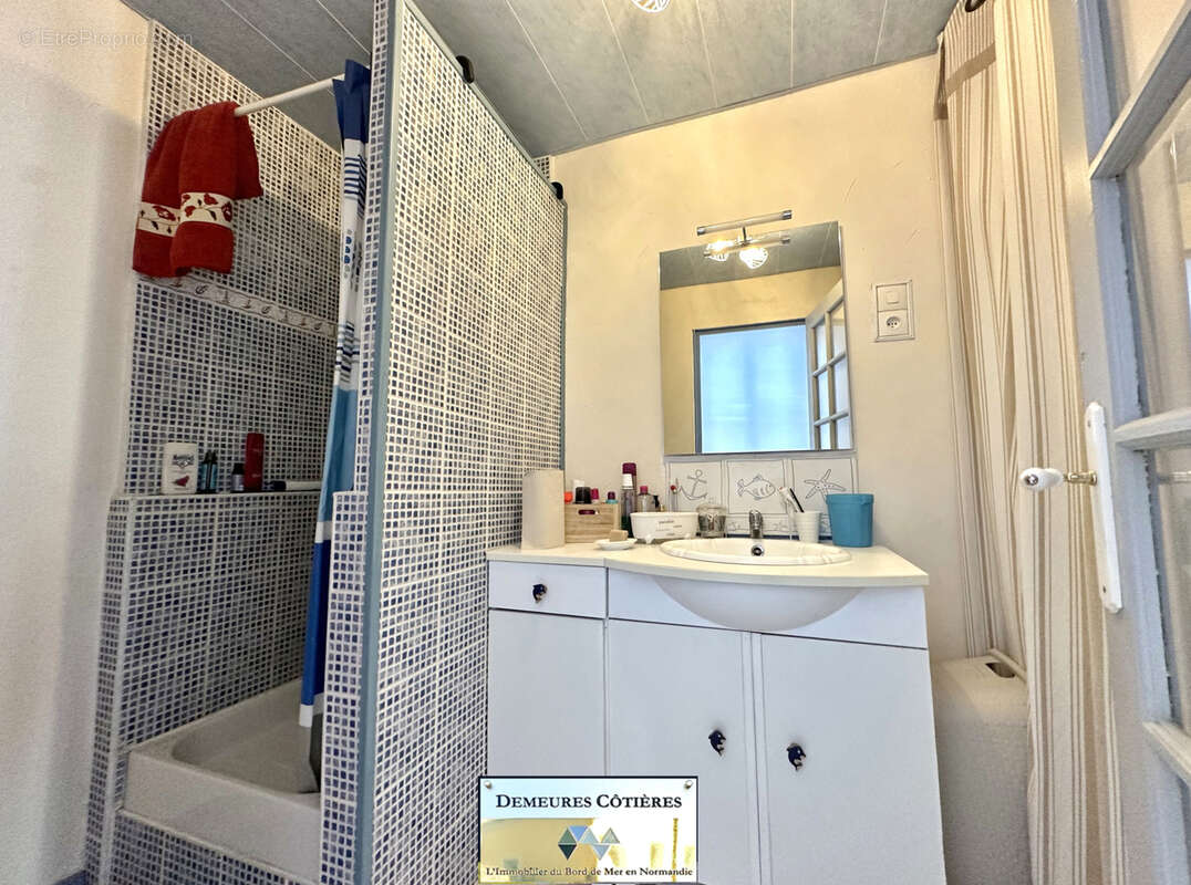 Maison atypique pleine de charme, au cœur d'YPORT - photo 13