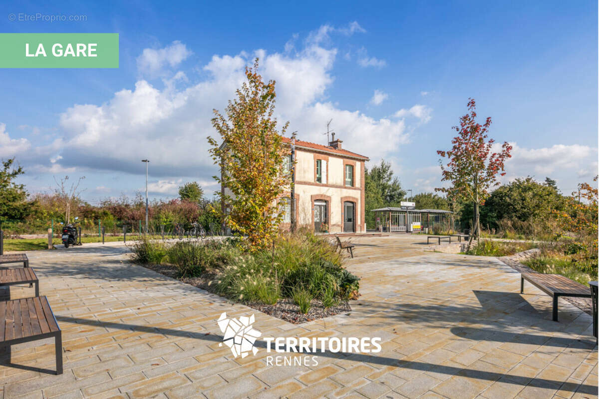 Terrain à CORPS-NUDS