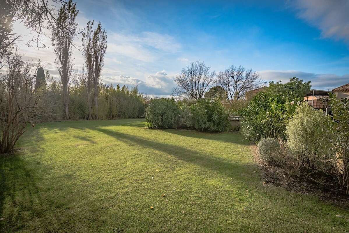Maison à MAUSSANE-LES-ALPILLES