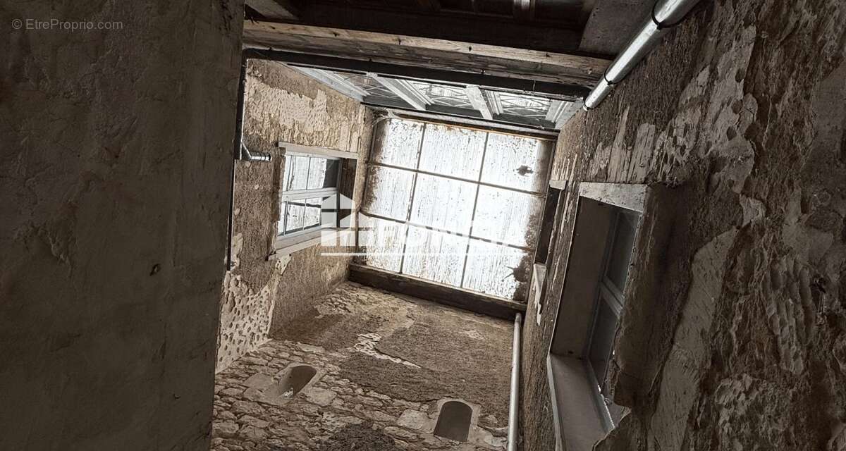 Maison à SAINTE-MAURE-DE-TOURAINE