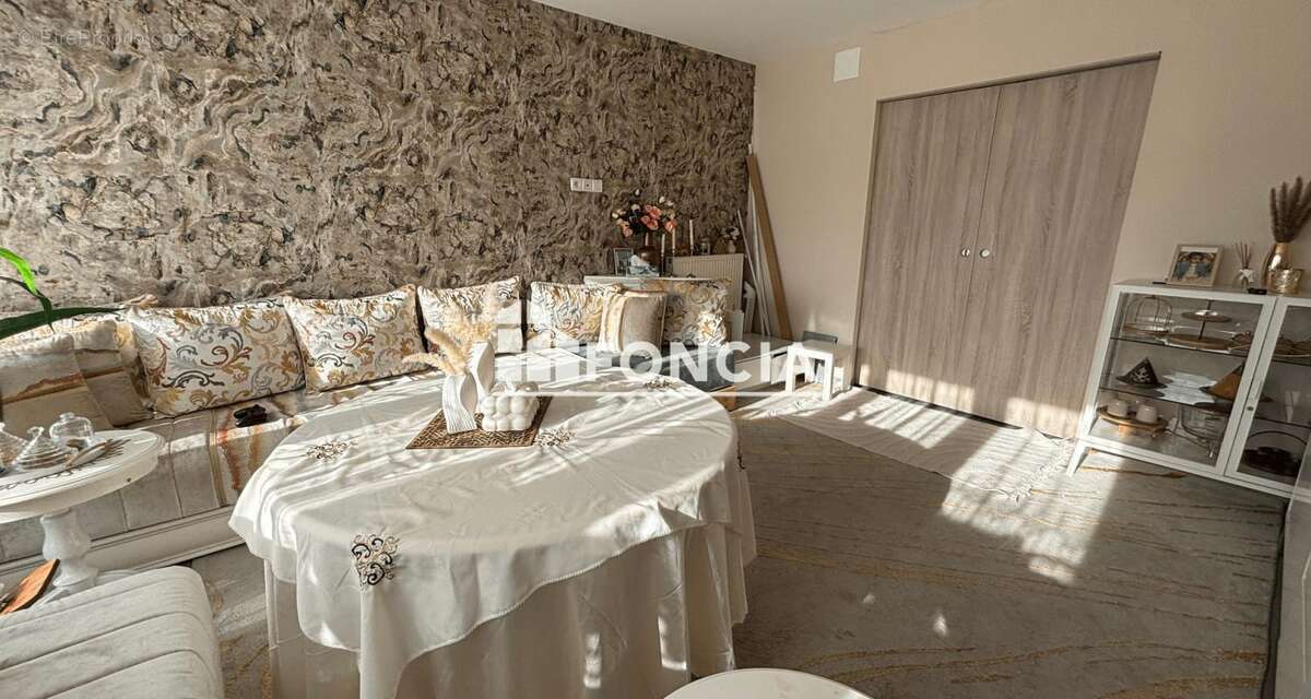 Fleury les aubrais - appartement t3 avec balcon, parking et cave - photo 4