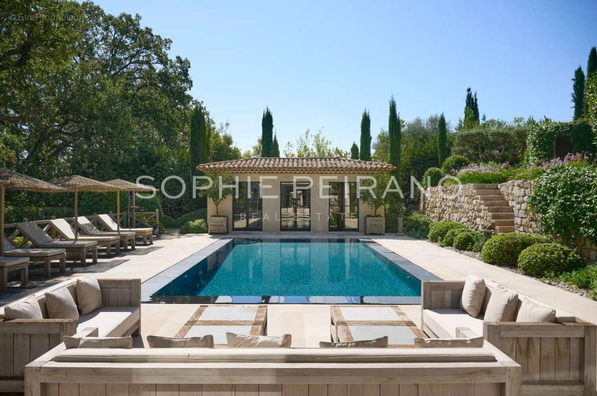 Mougins - bastide avec maison d’invités à quelques pas du village - photo 2
