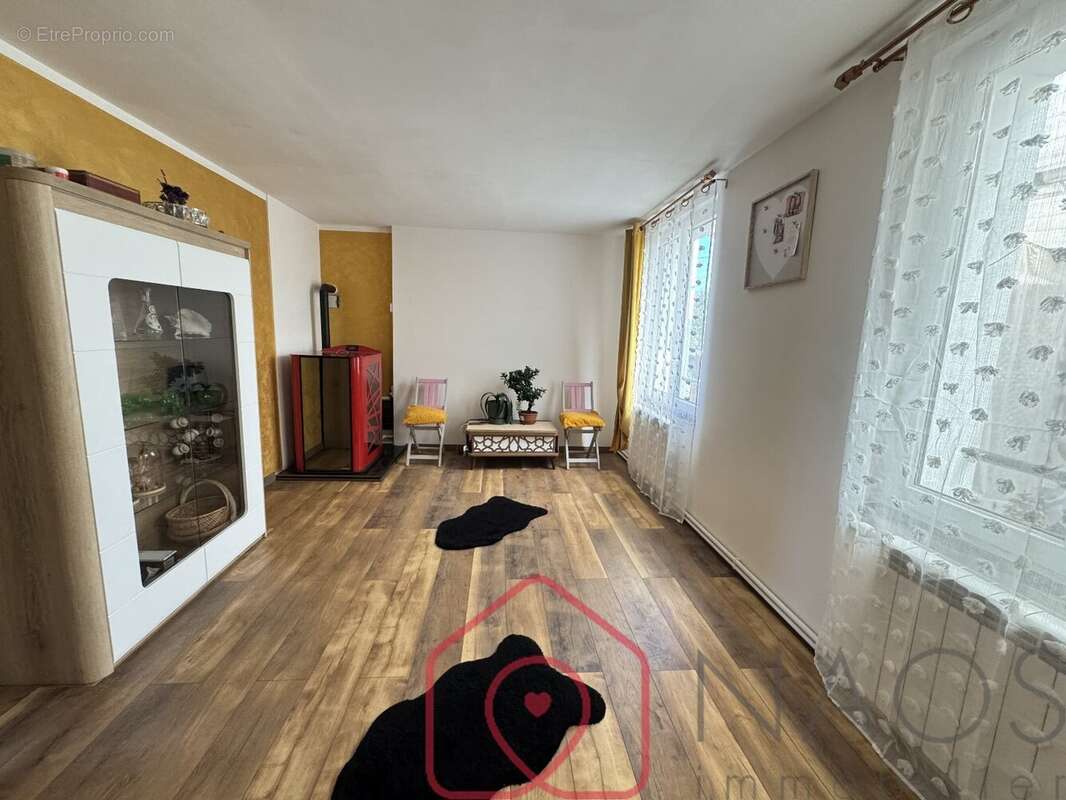 Maison de ville rénovée de 119 m²  À deux pas du centre-ville de Pontivy 212000 FAI - photo 3