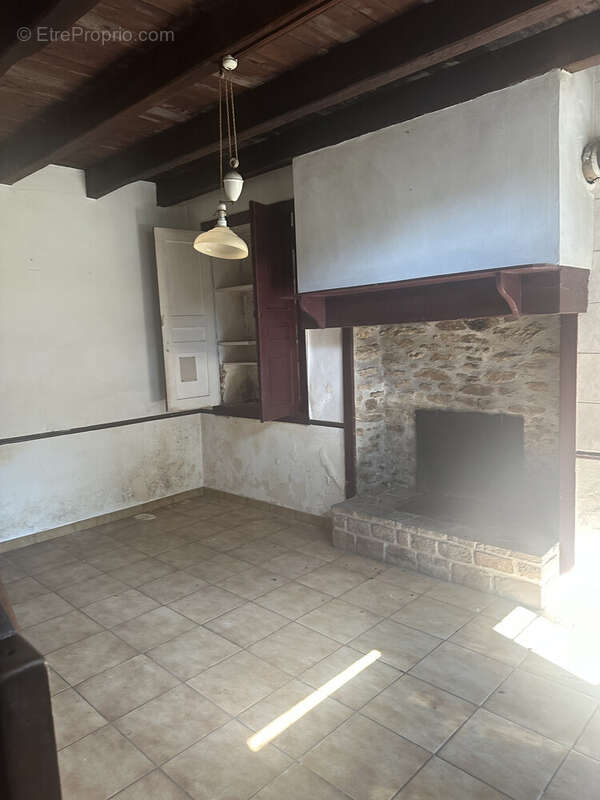 Maison à LINARDS
