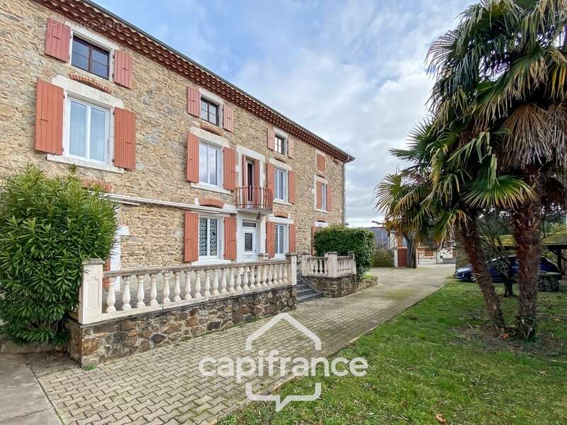 Maison à SARRAS