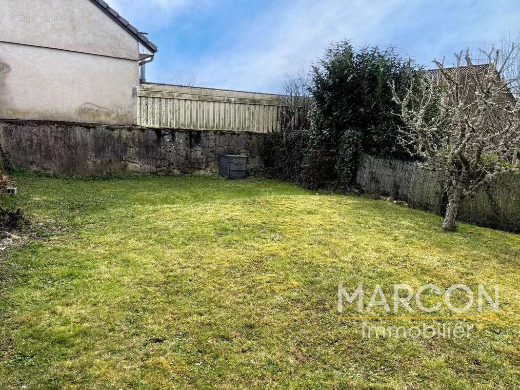 Maison à BENEVENT-L&#039;ABBAYE