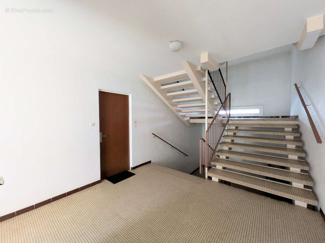 Appartement à CHENOVE