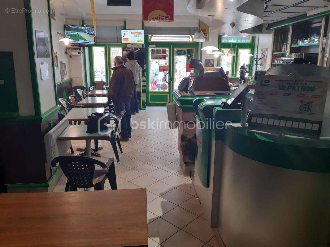 Commerce à LA TOUR-DU-PIN