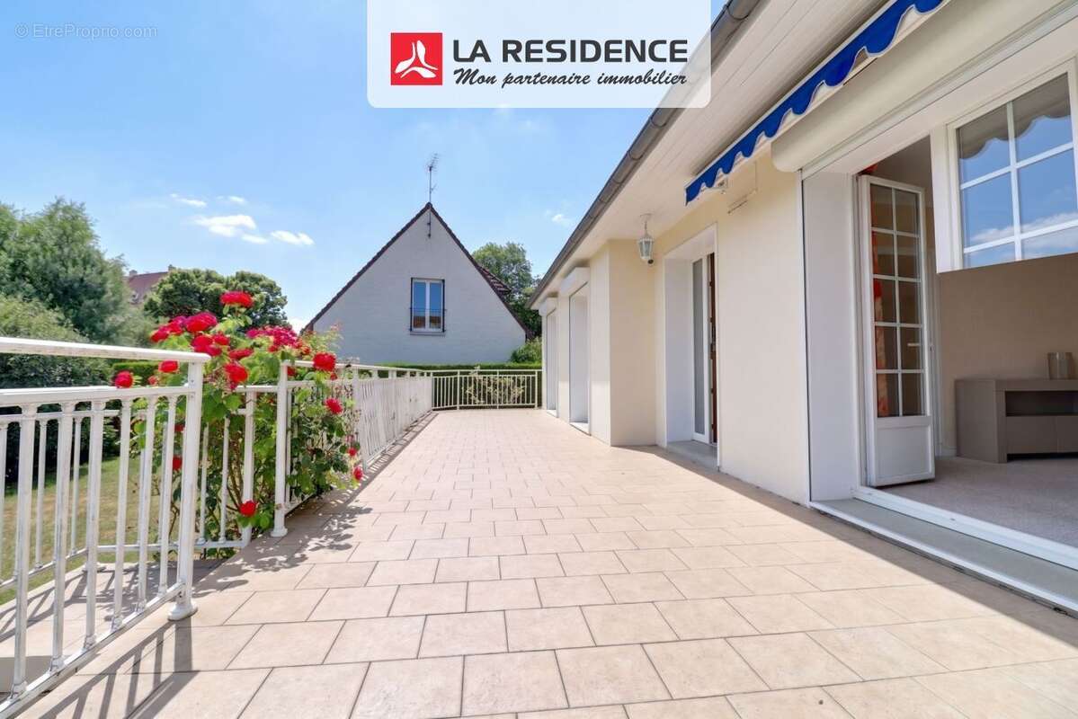 Maison 93 m² à Houdan  - photo 8
