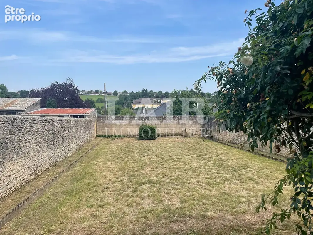 Maison de ville dans Mamers, ref B15471 - photo 2