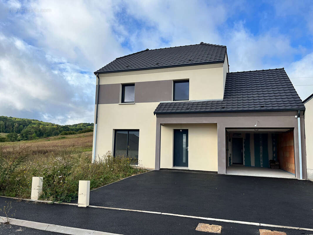 Maison à BRUGNY-VAUDANCOURT