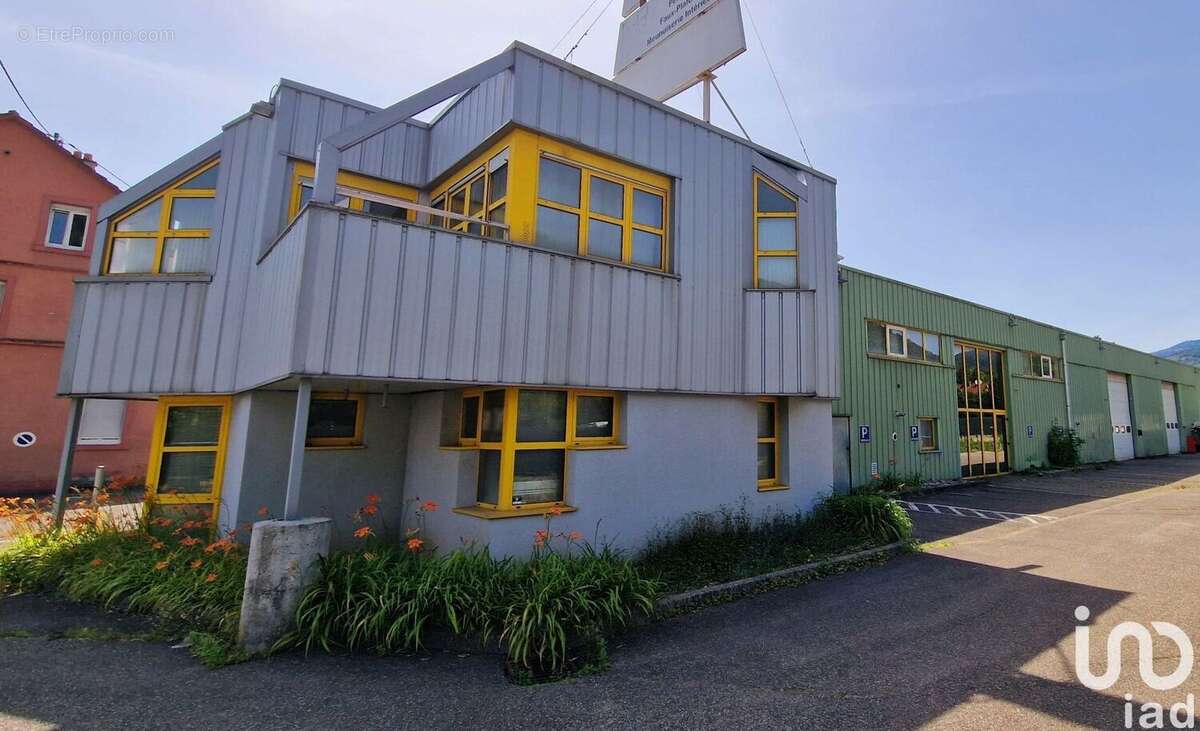 Photo 3 - Commerce à BUHL