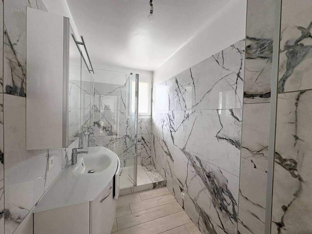 Appartement à SANARY-SUR-MER