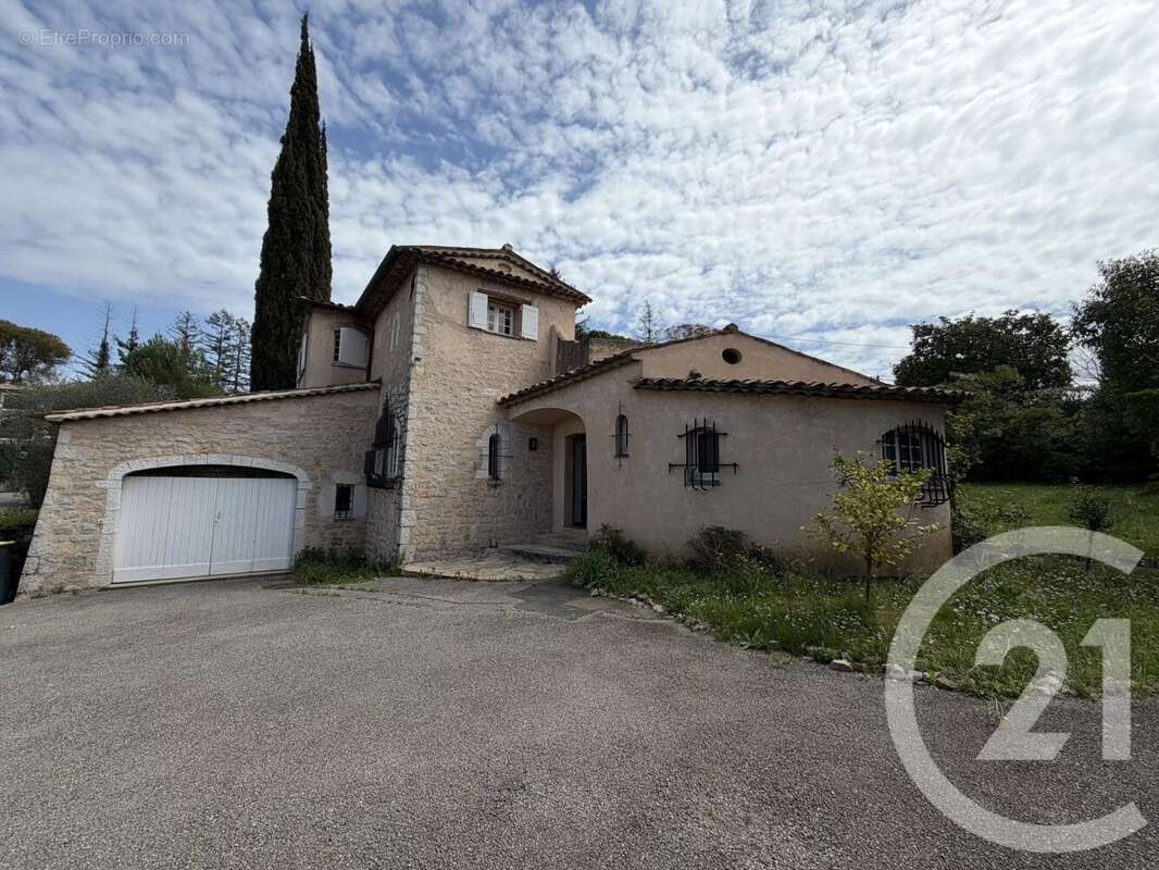 Maison à MOUGINS