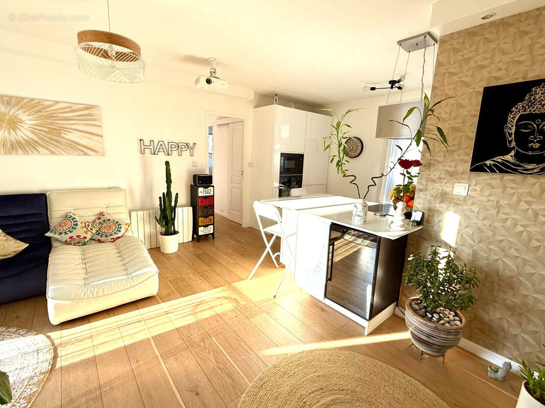 Appartement à MARSEILLE-8E