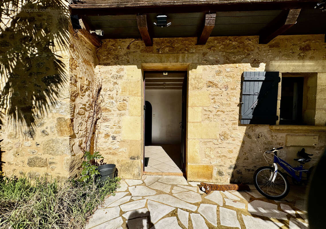 Maison à SAINT-CIRQ-MADELON