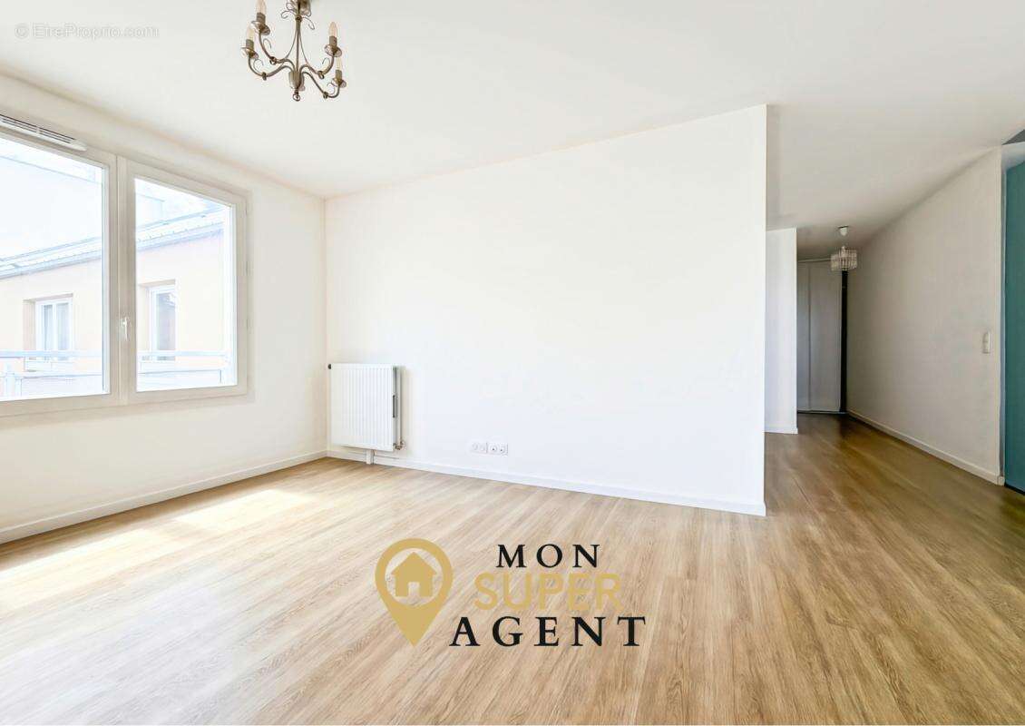 Appartement à MELUN