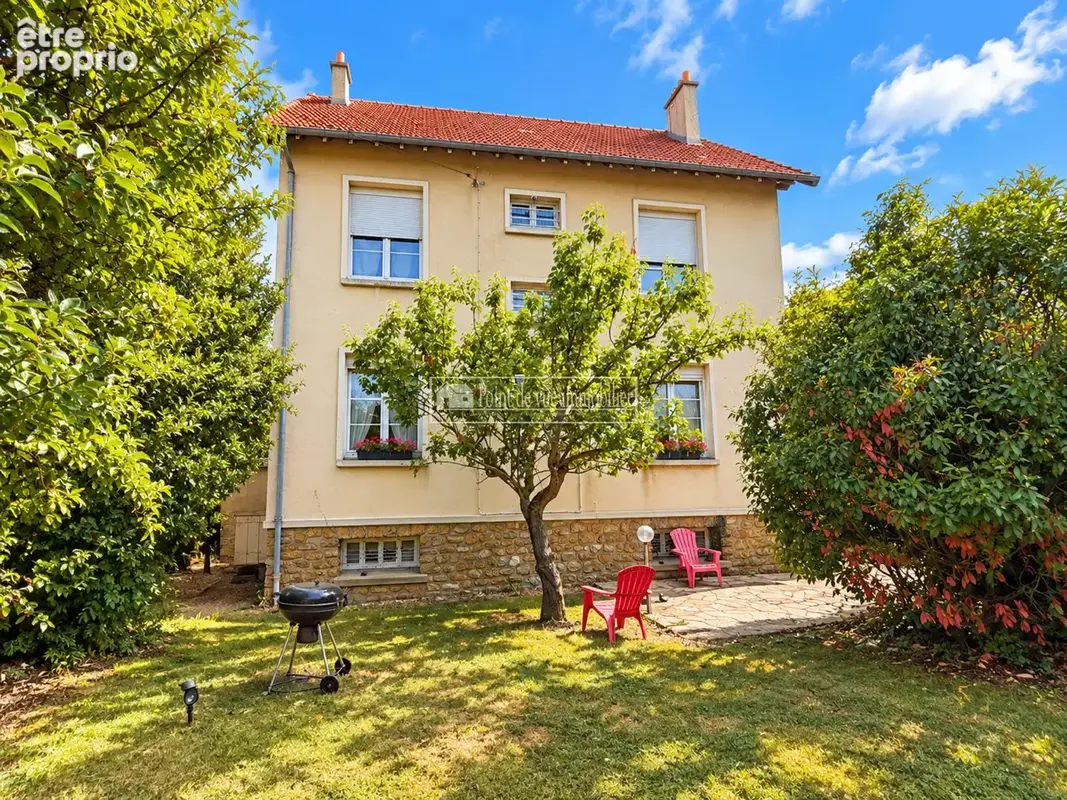 Maison individuelle 7 pièces de 195m2 + sous sol total sur 782m2 de terrain - photo 18