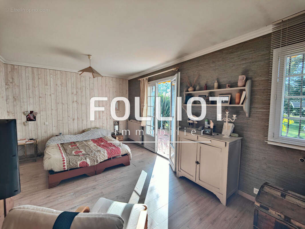 Maison à SAINT-FROMOND