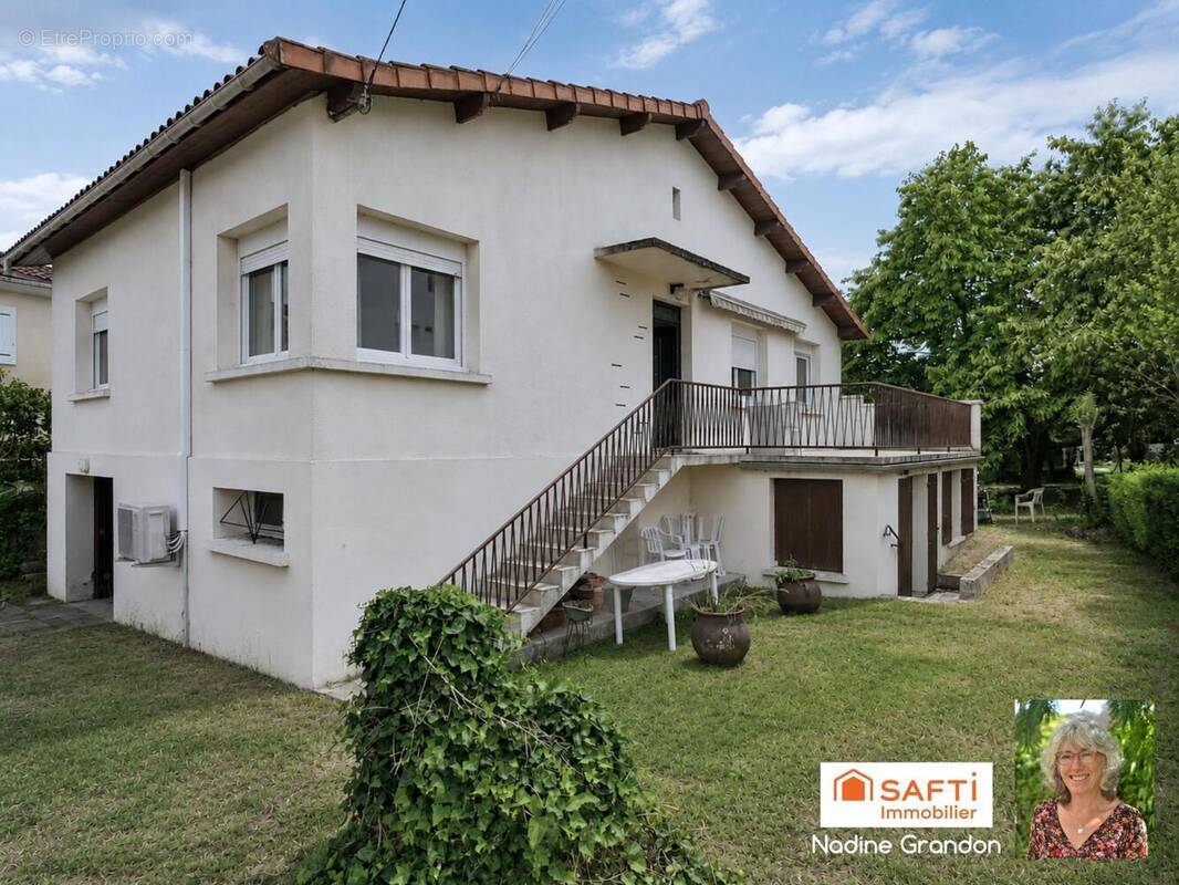 Photo 1 - Maison à CHALAIS