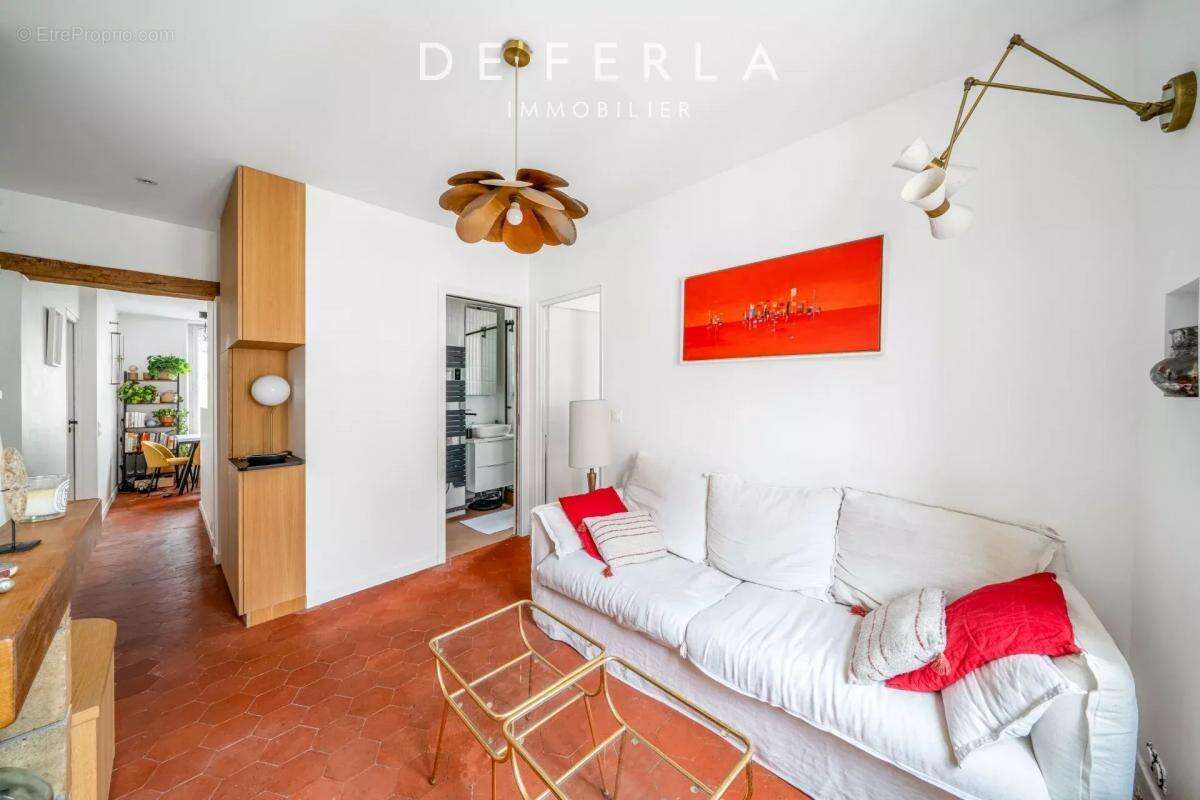 Appartement à PARIS-15E