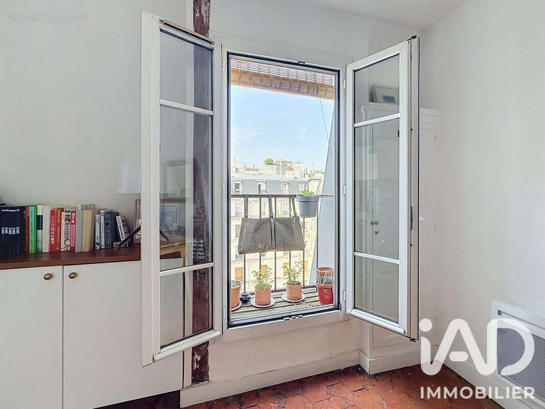 Photo 2 - Appartement à PARIS-10E