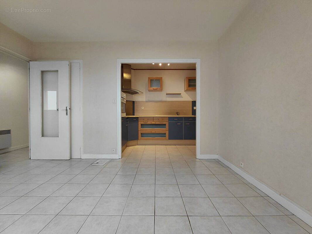 Appartement à ARPAJON-SUR-CERE