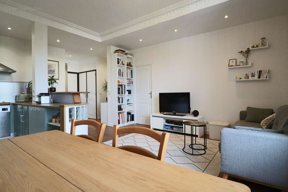 Appartement à LE PERREUX-SUR-MARNE