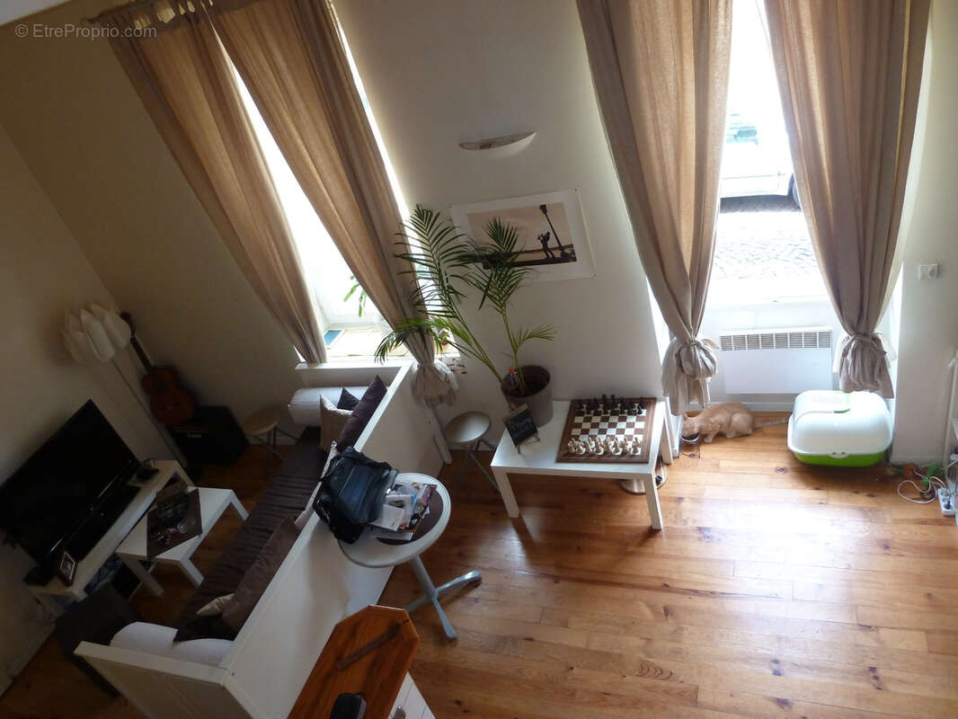 Appartement à BORDEAUX