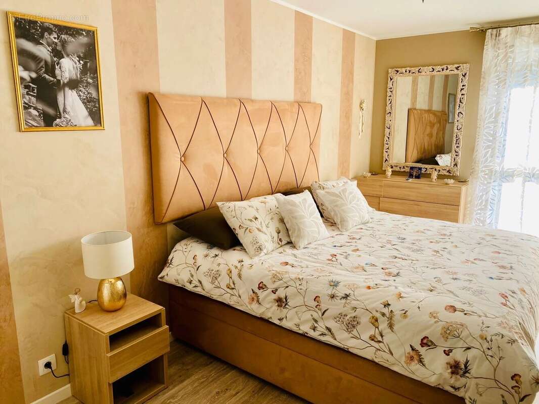 Appartement à VILLENEUVE-LE-ROI