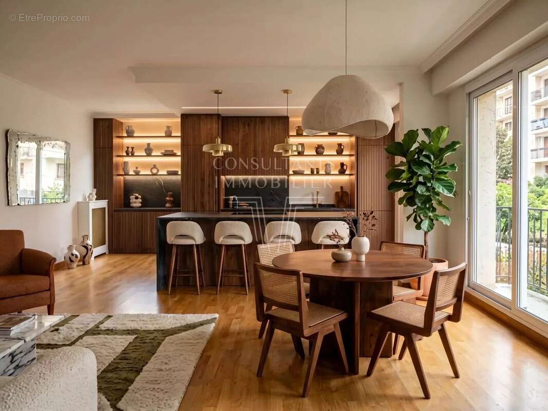 Appartement à NEUILLY-SUR-SEINE