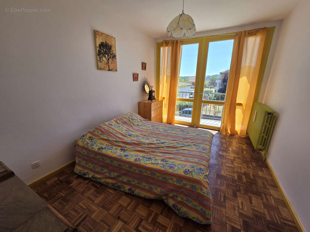 Maison lumineuse sur les hauteurs de Figeac - photo 7