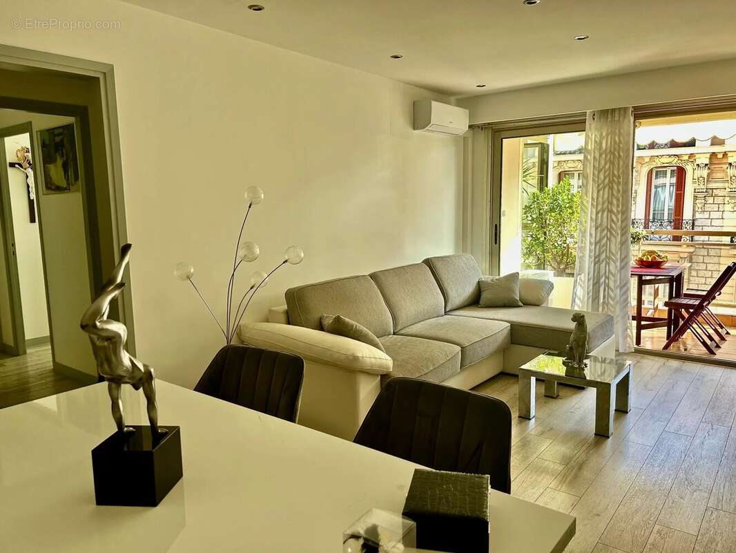Appartement à NICE