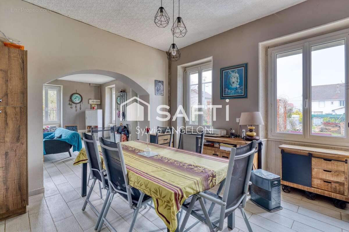 Photo 3 - Maison à LA BATIE-MONTGASCON