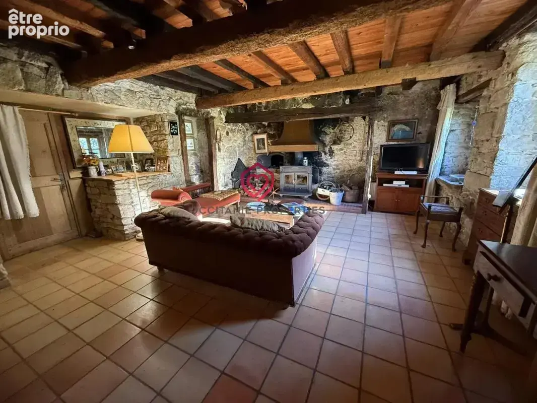 Maison de campagne avec piscine et dépendances - photo 5