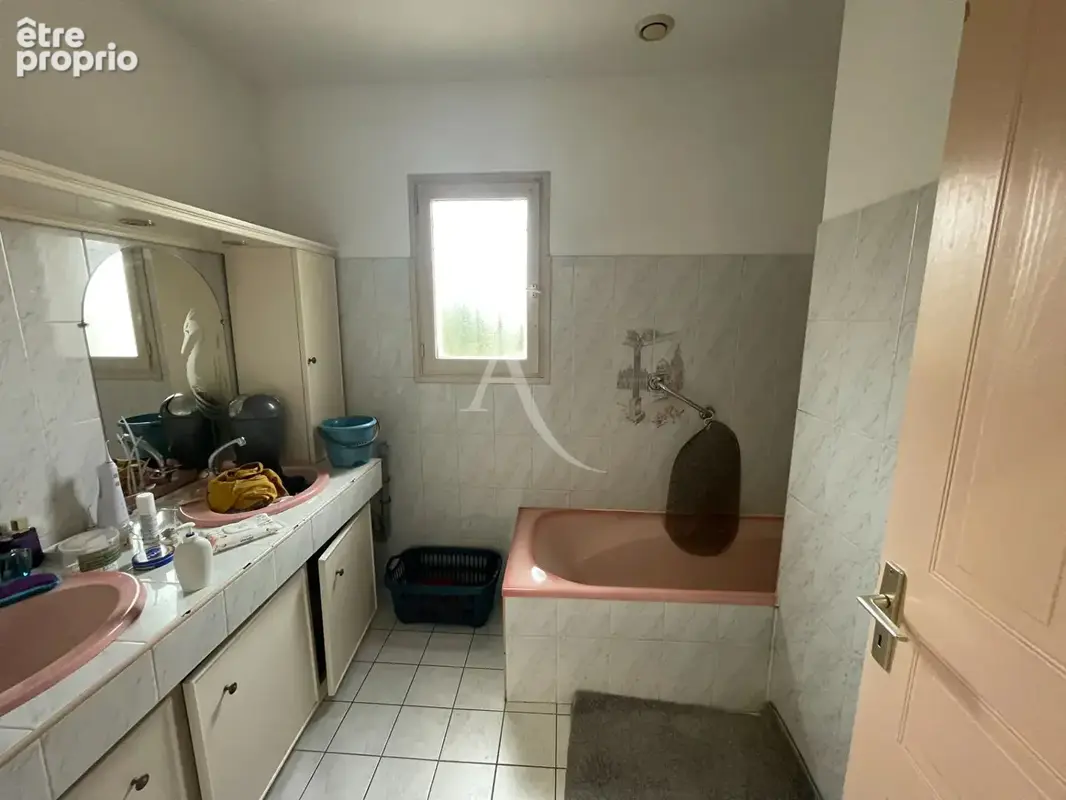 VIRAC, maison de type 4 de 92 m² - photo 6
