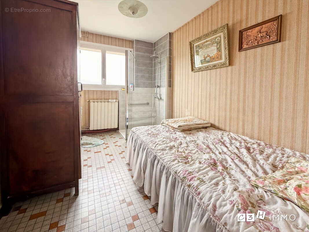 Maison 90 m² à Mauzac  - photo 8