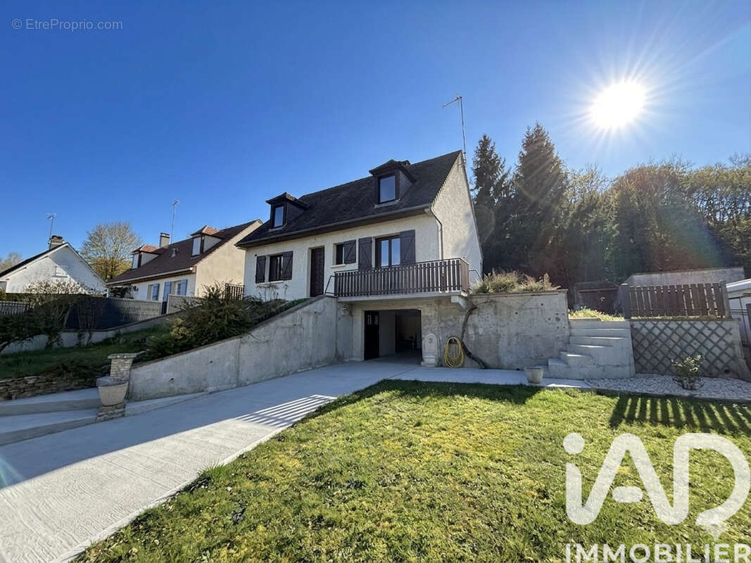 Photo 2 - Maison à CUISE-LA-MOTTE