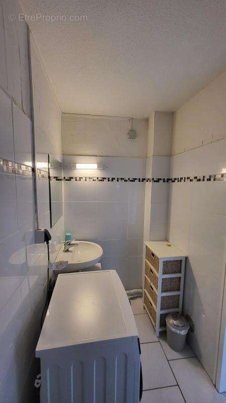 Appartement à MAUGUIO